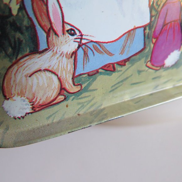 Rabbit House w young bunnies ALL SIDES DIFFERENT Tin BoxVintage - Picture 11 of 12